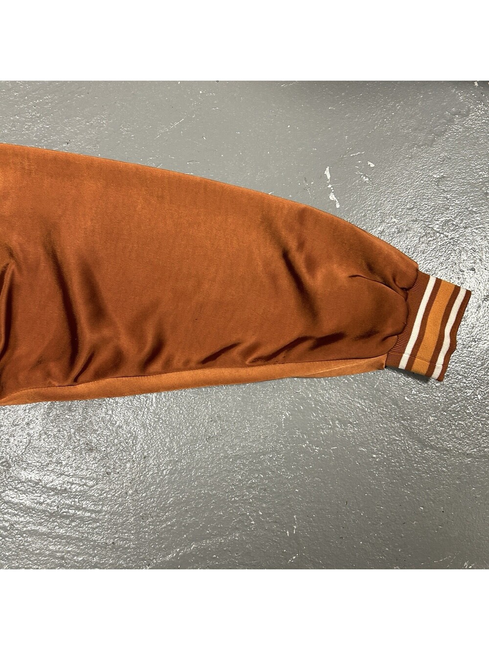 AUTHENTIC Kith Satin Orange Zip Up Sweater Jacket Size L - Picture 3 of 9